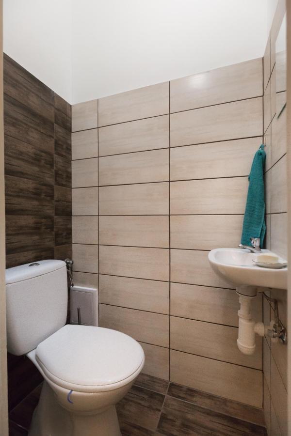 Eclectic Luxury & Spacious 2Br Ac Apt In Center 布达佩斯 外观 照片